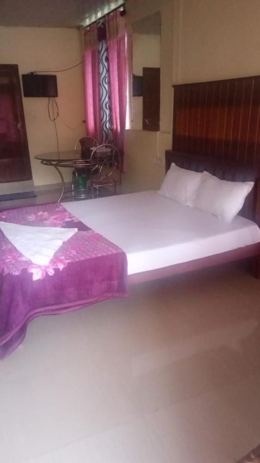 Riya Home Stay Munnar Anaviratty Exteriör bild