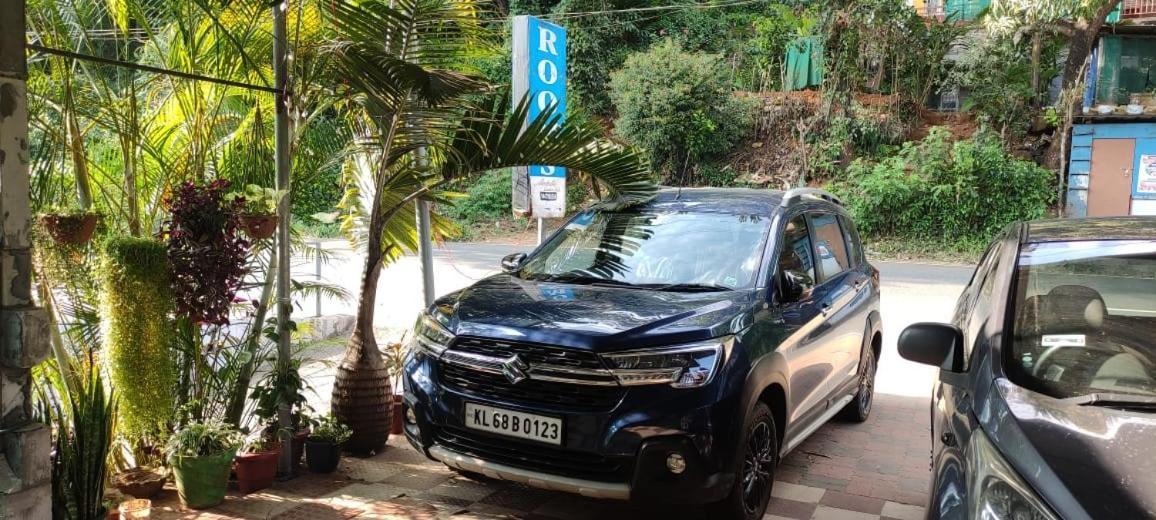 Riya Home Stay Munnar Anaviratty Exteriör bild